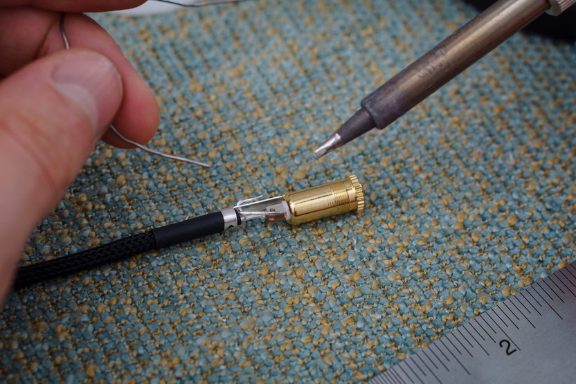Soldering wires to jack